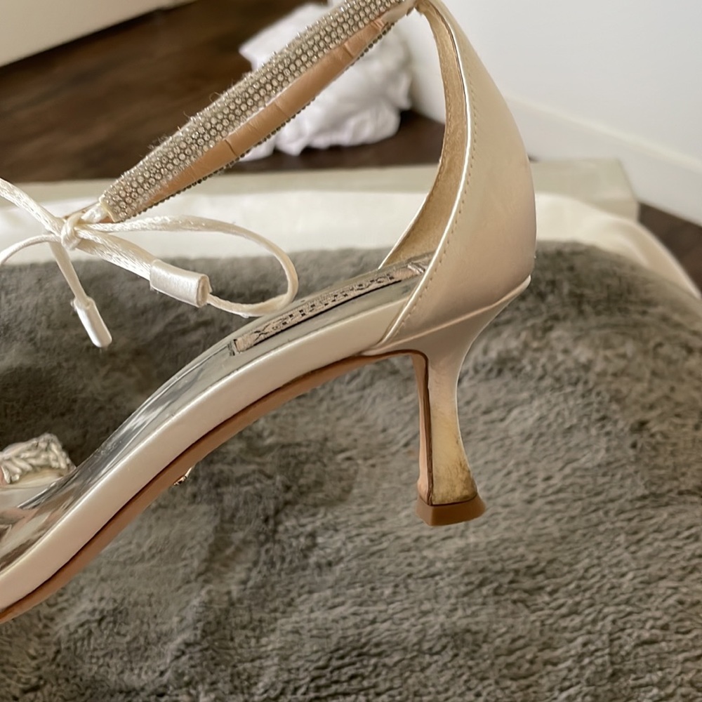 White jewel Badgley Mischka Wedding Heels - Picture 5 of 9
